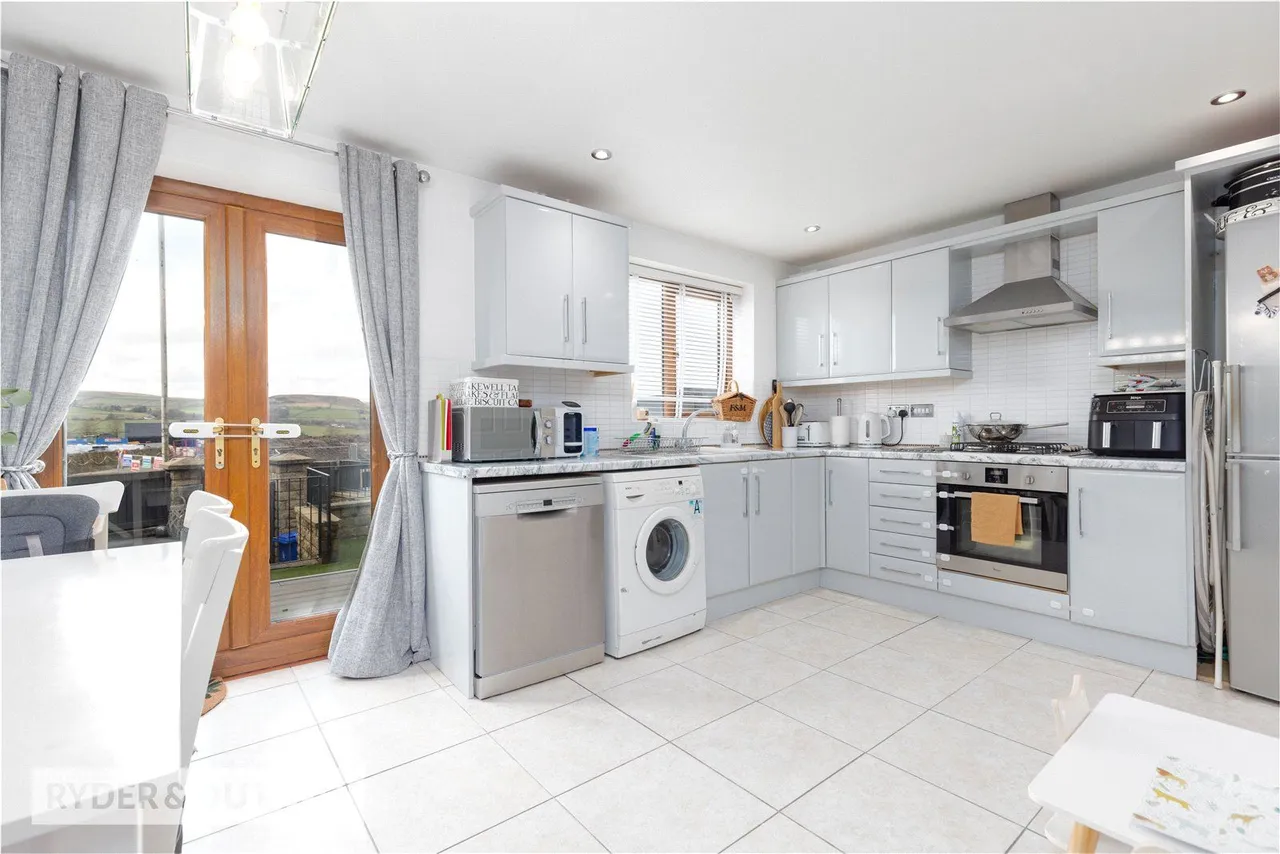Burnley Rd, Edenfield, BL0, photo 6