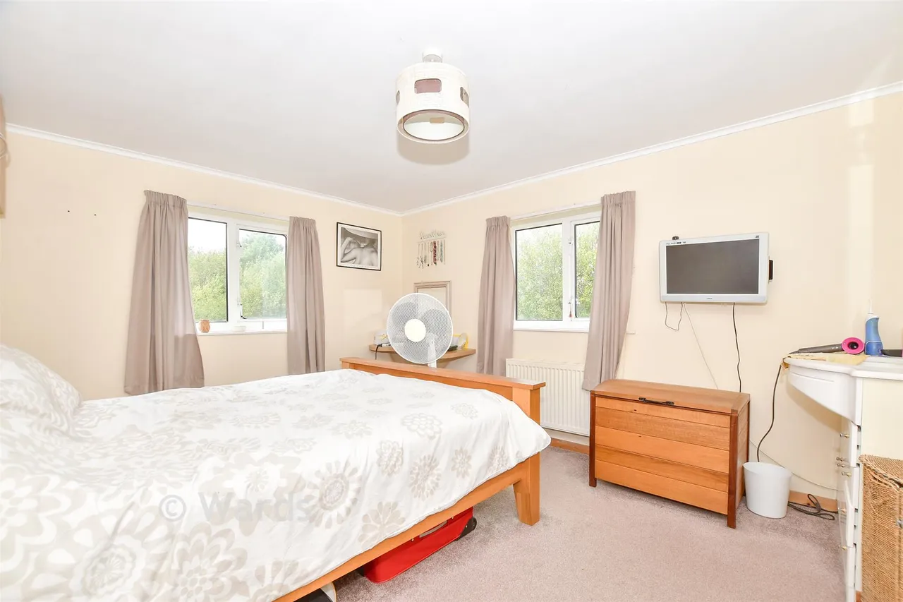 Wagon Lane, Paddock Wood, TN12, photo 12