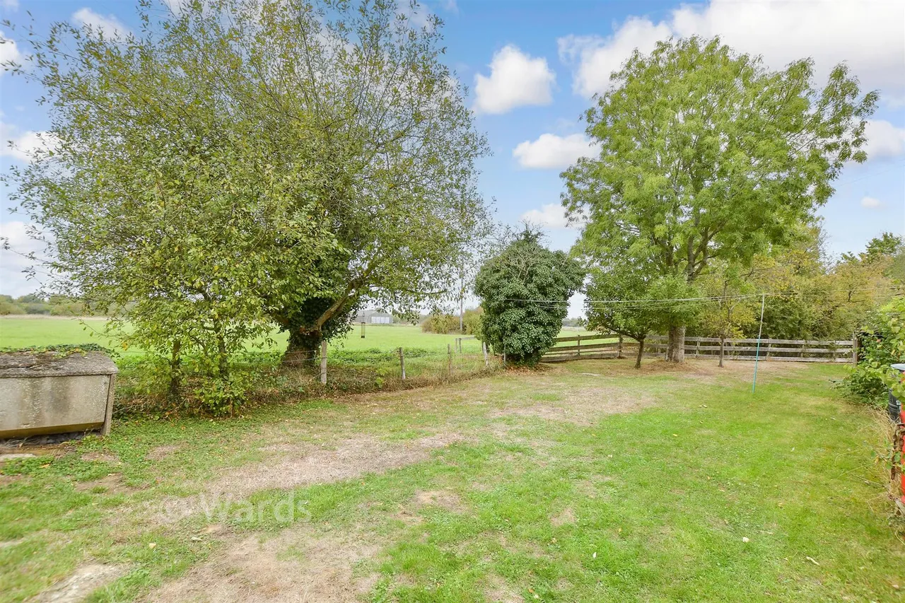 Wagon Lane, Paddock Wood, TN12, photo 19