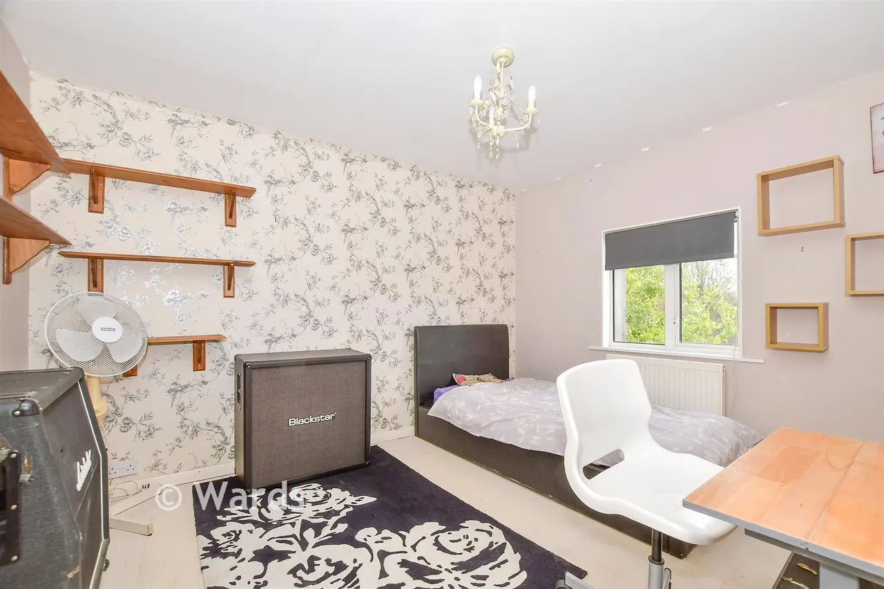 Wagon Lane, Paddock Wood, TN12, photo 8