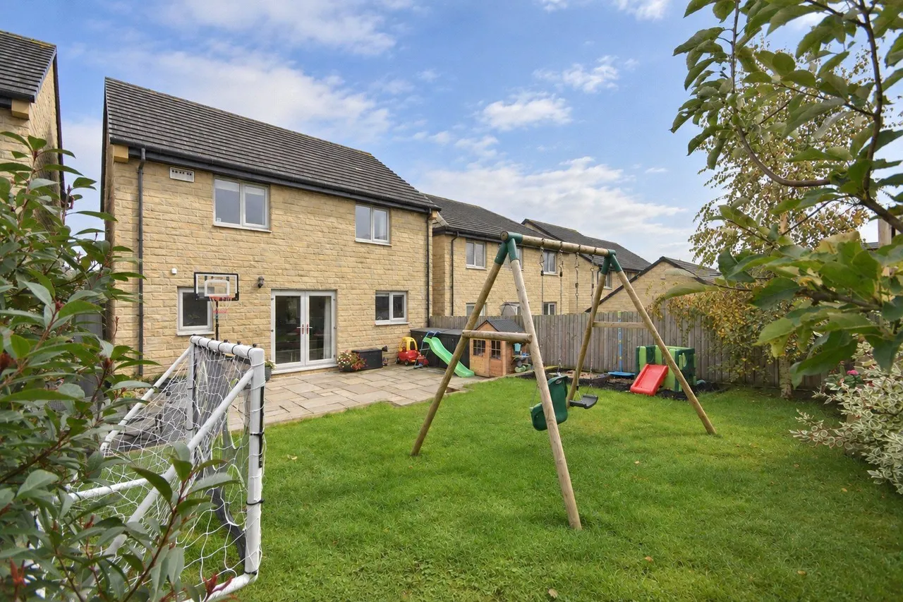 Ingleton Crescent, Clitheroe, BB7, photo 6