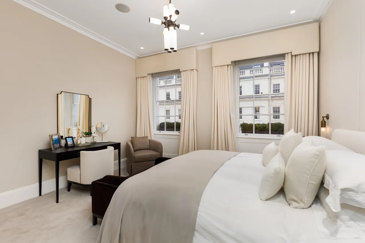 Eaton Place, Belgravia, London, photo 4