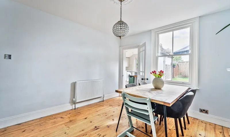 Victoria Place, Epsom, KT17, photo 7