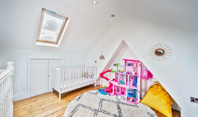 Victoria Place, Epsom, KT17, photo 20
