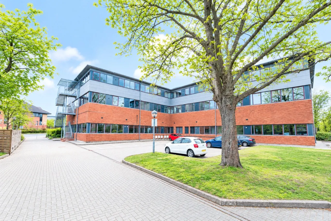 1 bed flat for sale, Harvest Crescent, Fleet, GU51