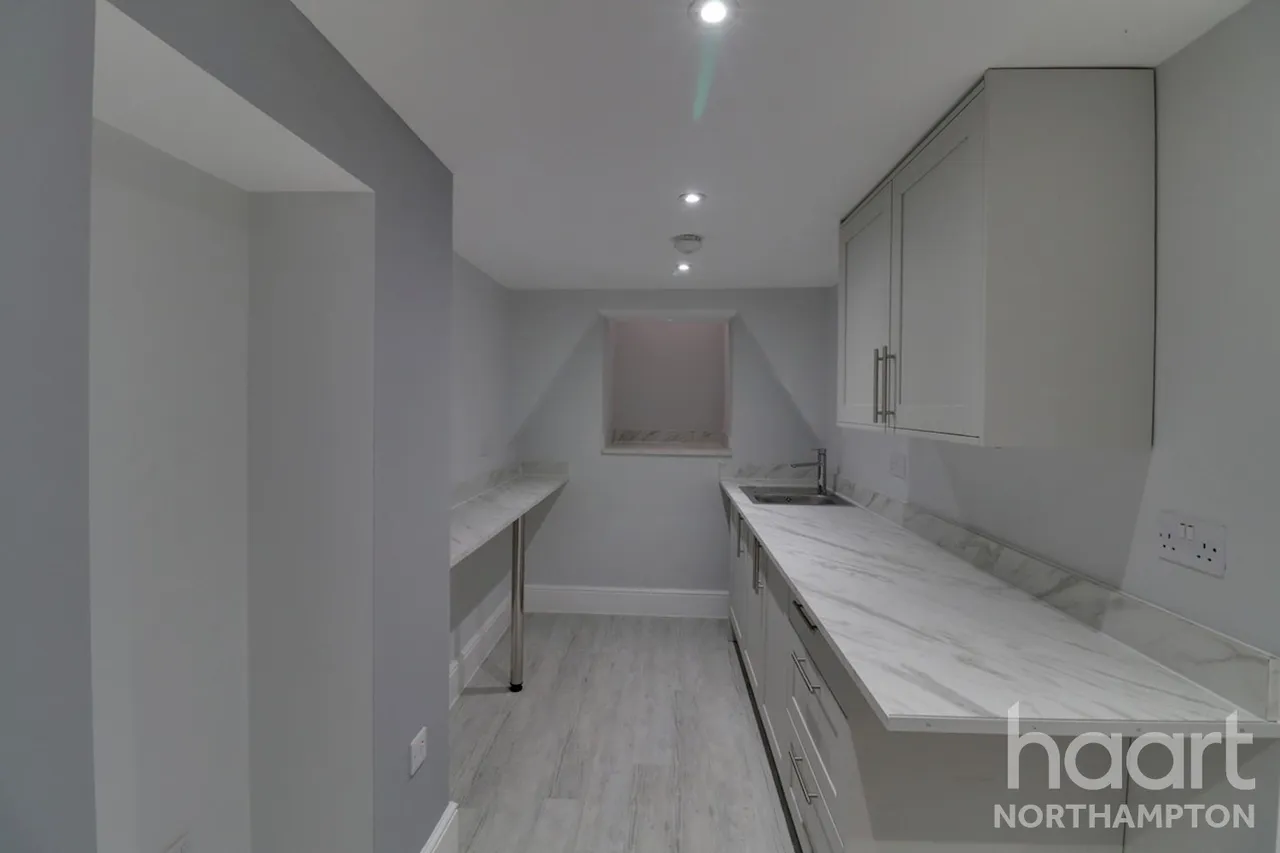 Bostock Avenue, NN1, photo 8