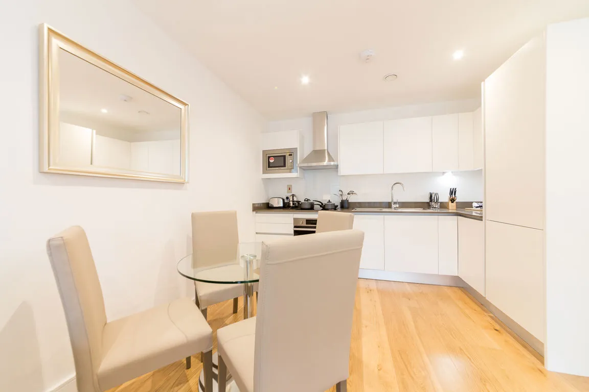 East Court, Eltham, photo 3