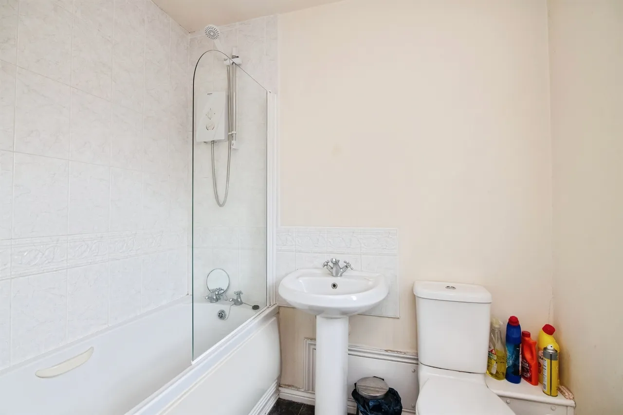 Bedford Street, Tipton, photo 8