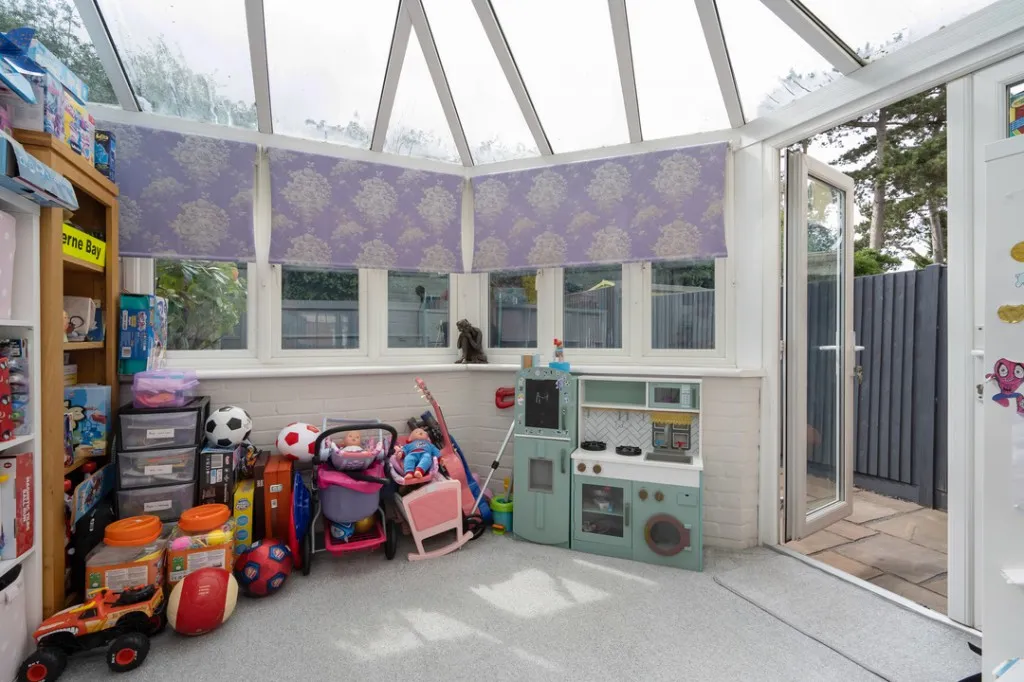 Elliot Court, Herne Bay, photo 8