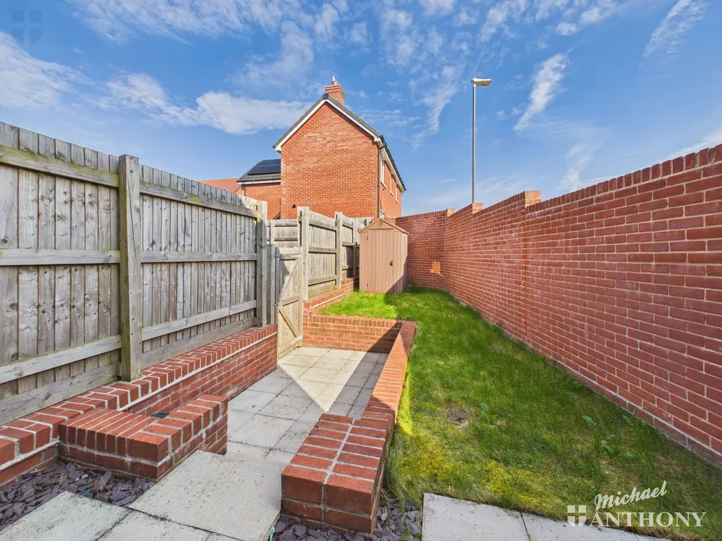 Martlet Way, Aylesbury, HP18 0WE, photo 13