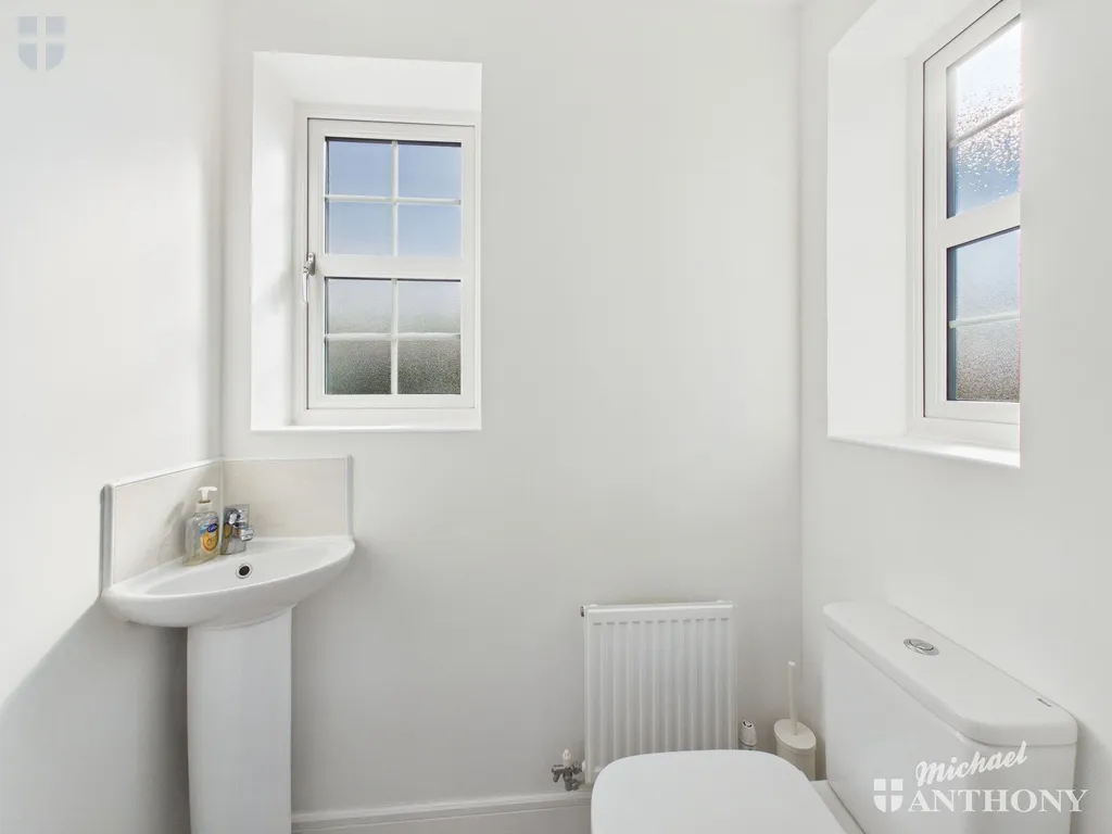 Martlet Way, Aylesbury, HP18 0WE, photo 10