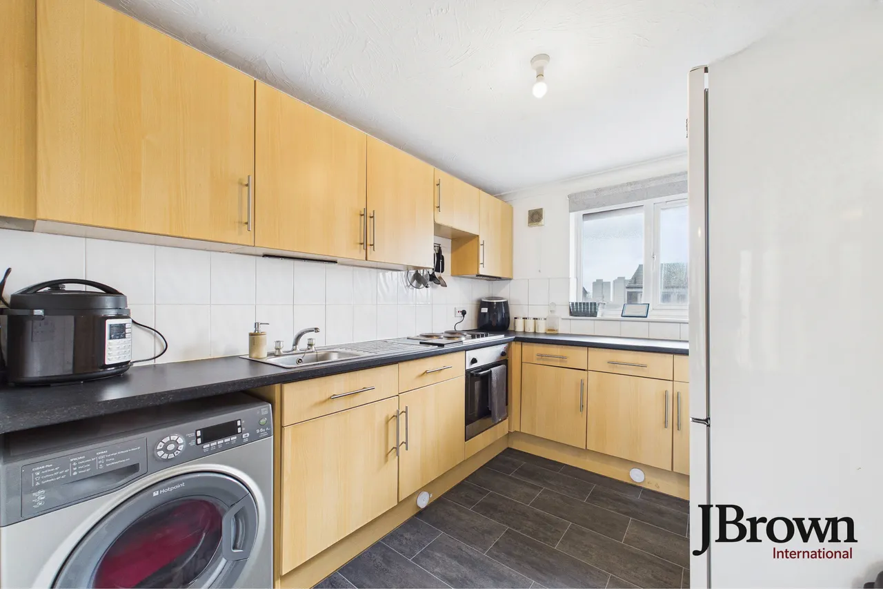 Melbourne Road, Tilbury, RM18, photo 6