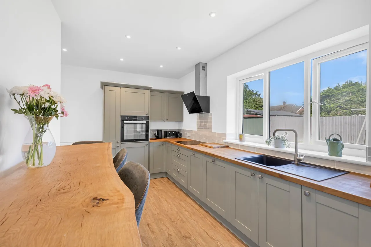 3 bed house for sale, Fully Renovated Bungalow in Snettisham