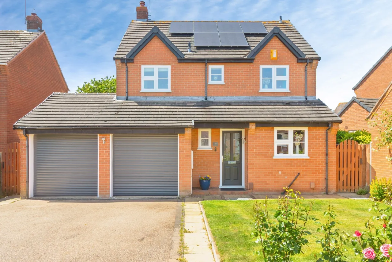 4 bed house for sale — Foston Gate, Wigston