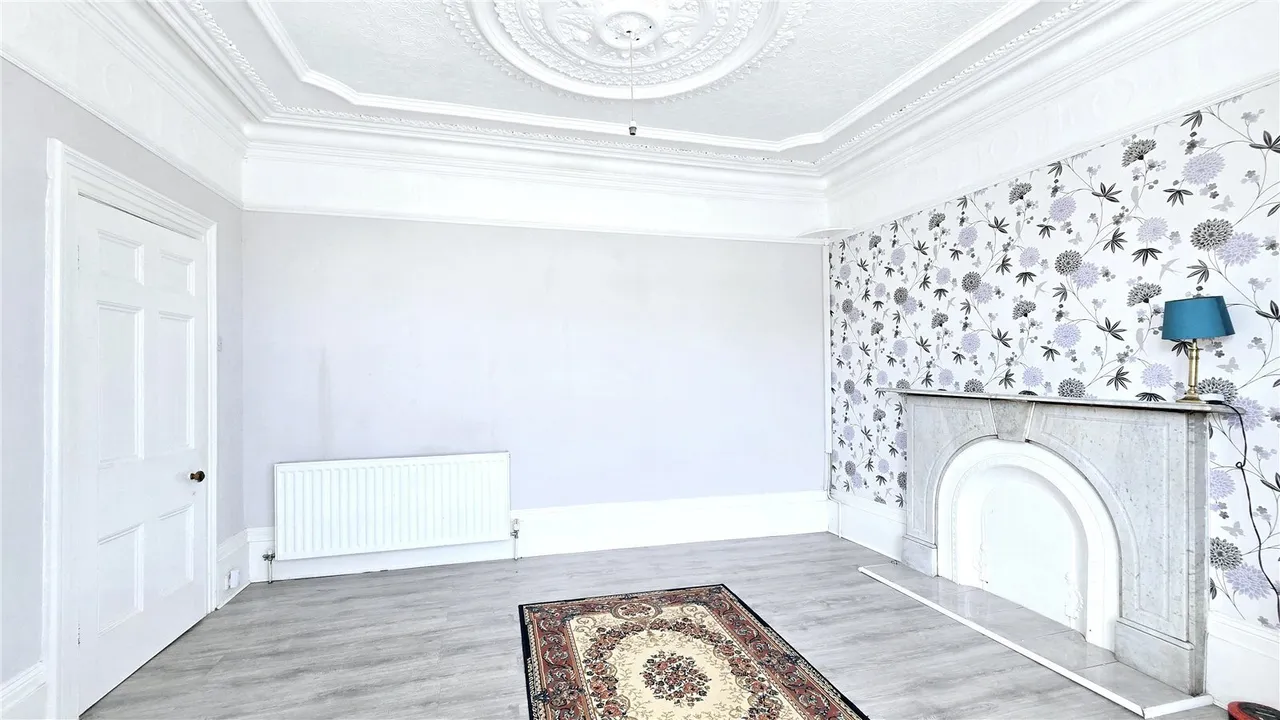 High Terrace, Holyhead, LL65, photo 3