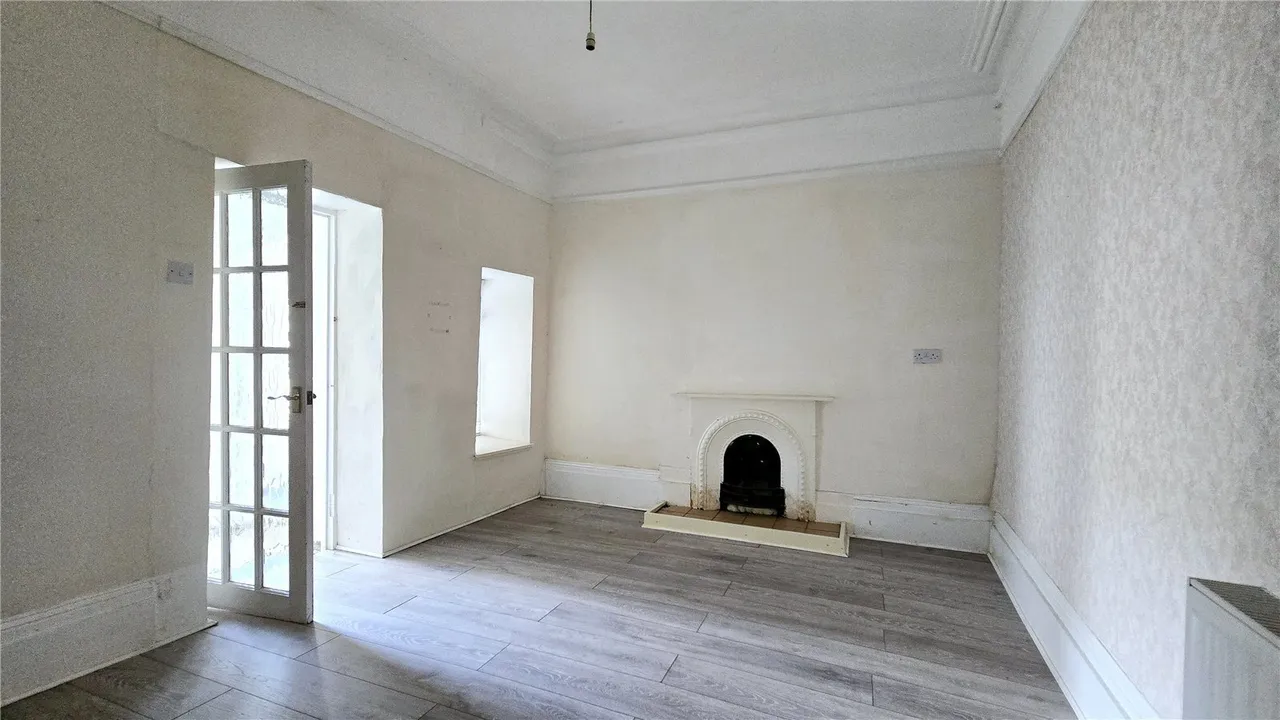 High Terrace, Holyhead, LL65, photo 5