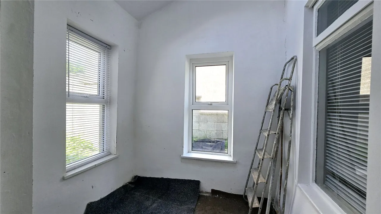 High Terrace, Holyhead, LL65, photo 13