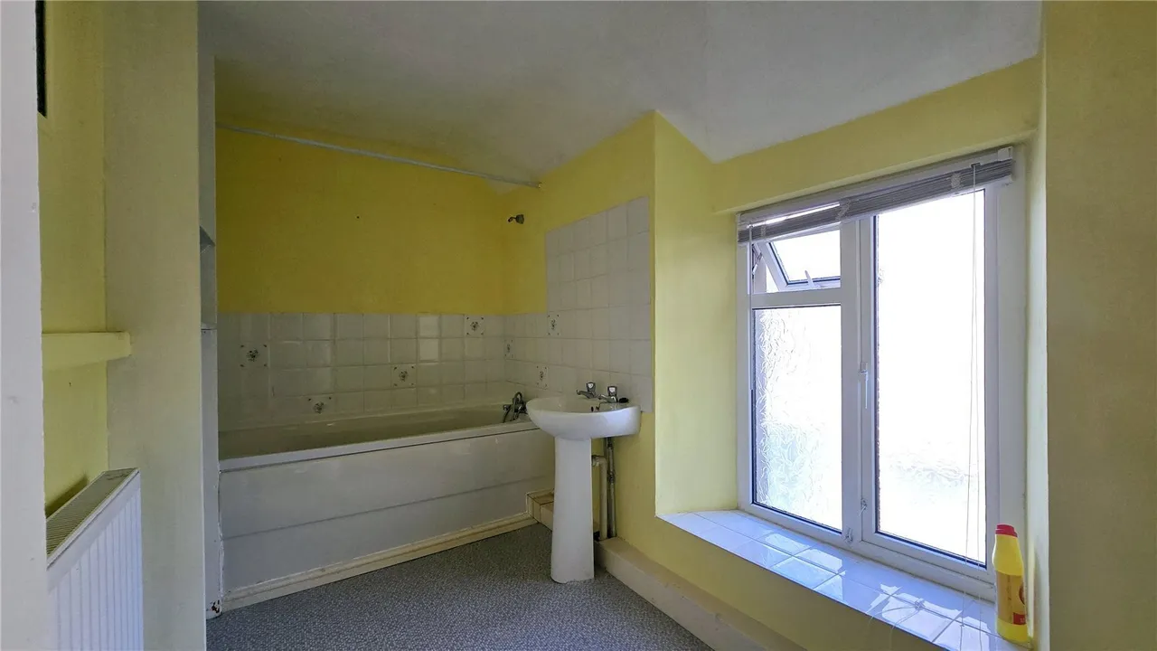 High Terrace, Holyhead, LL65, photo 10