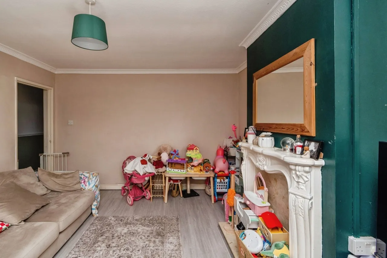 Woodside Place, Cannock, Staffordshire, WS11, photo 5