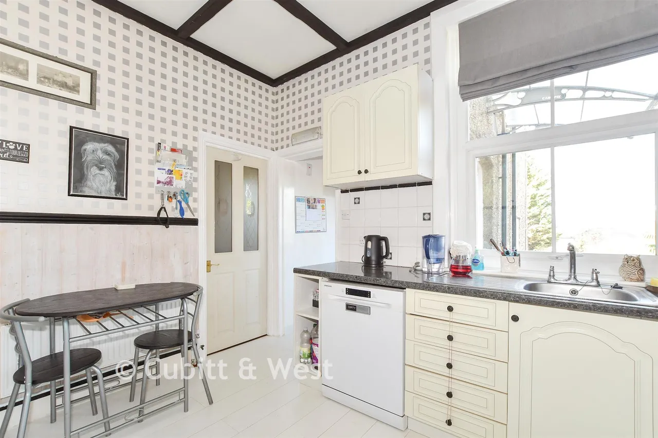 Mayfield Road, South Croydon, CR2, photo 3