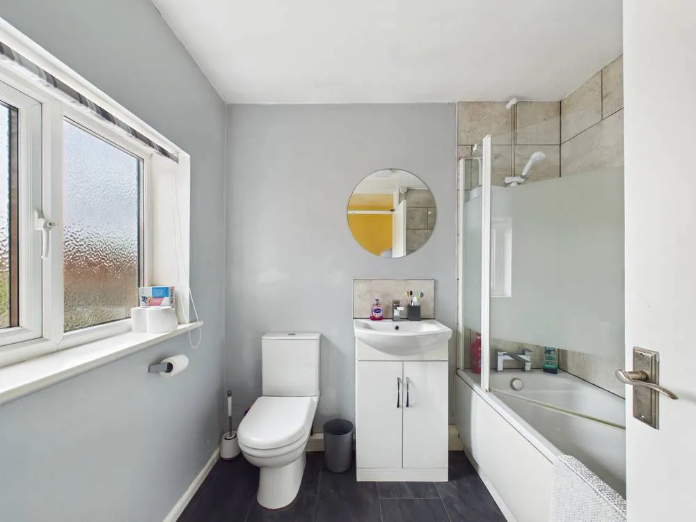 Cape Close, Colchester, CO3, photo 18