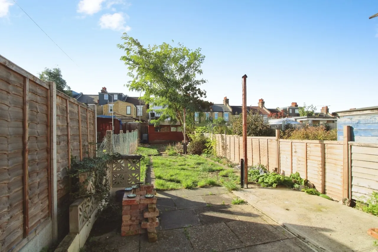 Smithies Road, London, SE2, photo 13
