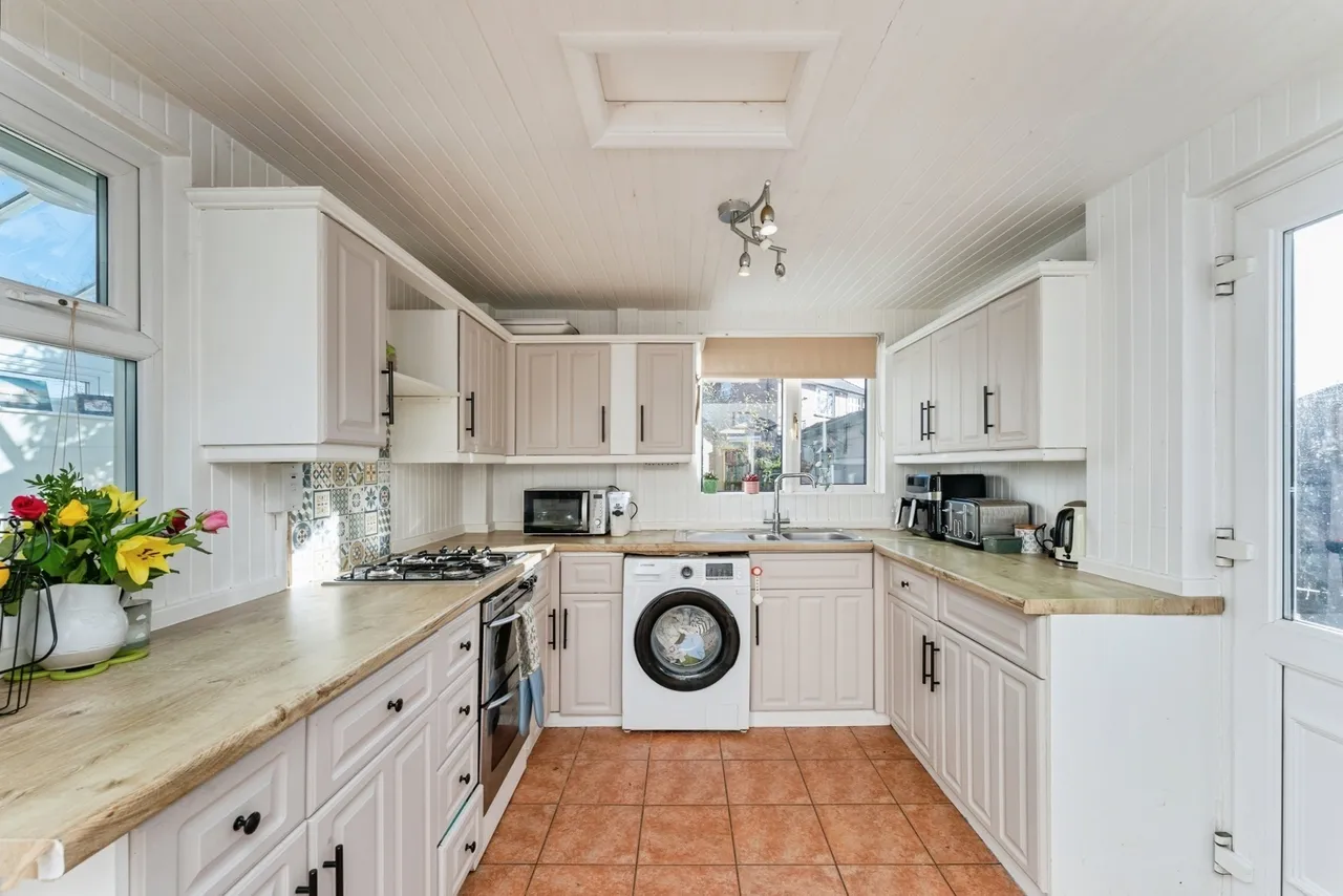 Edwards Road, Chester, CH4, photo 10