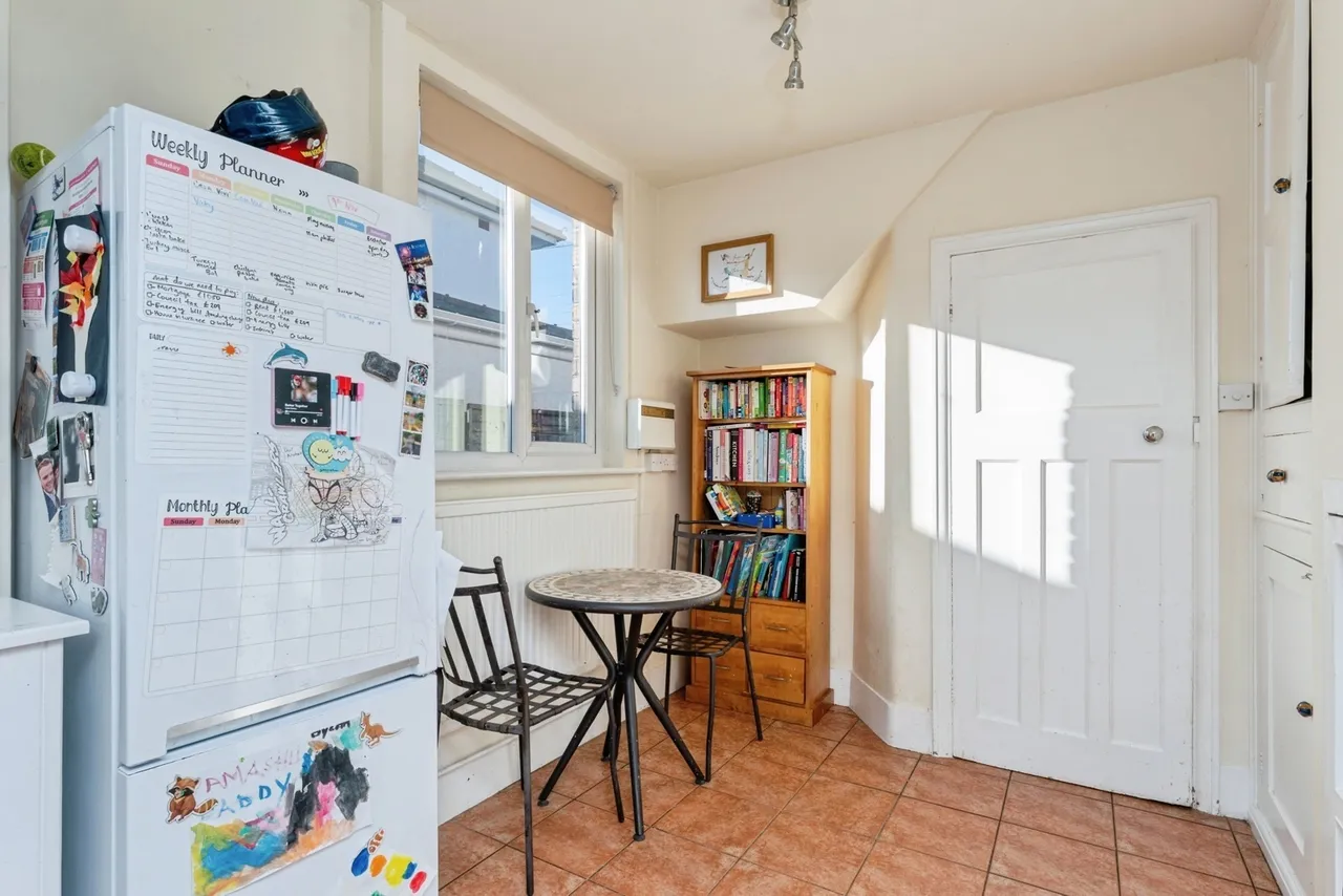 Edwards Road, Chester, CH4, photo 11
