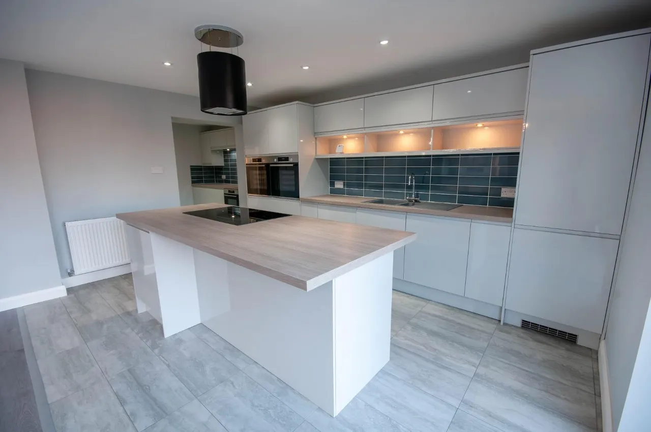 Stand Lane, Radcliffe, Manchester, M26 1JJ, photo 5