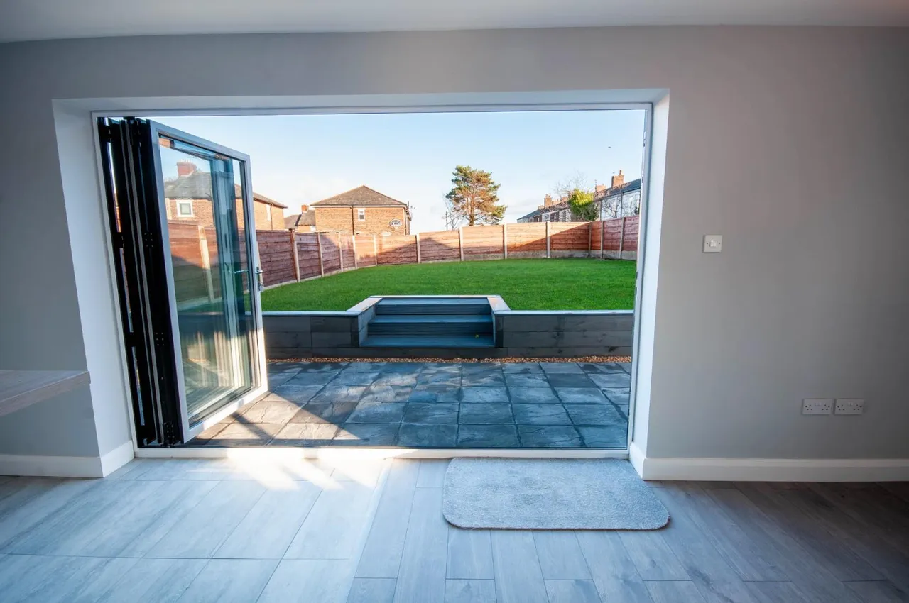Stand Lane, Radcliffe, Manchester, M26 1JJ, photo 6