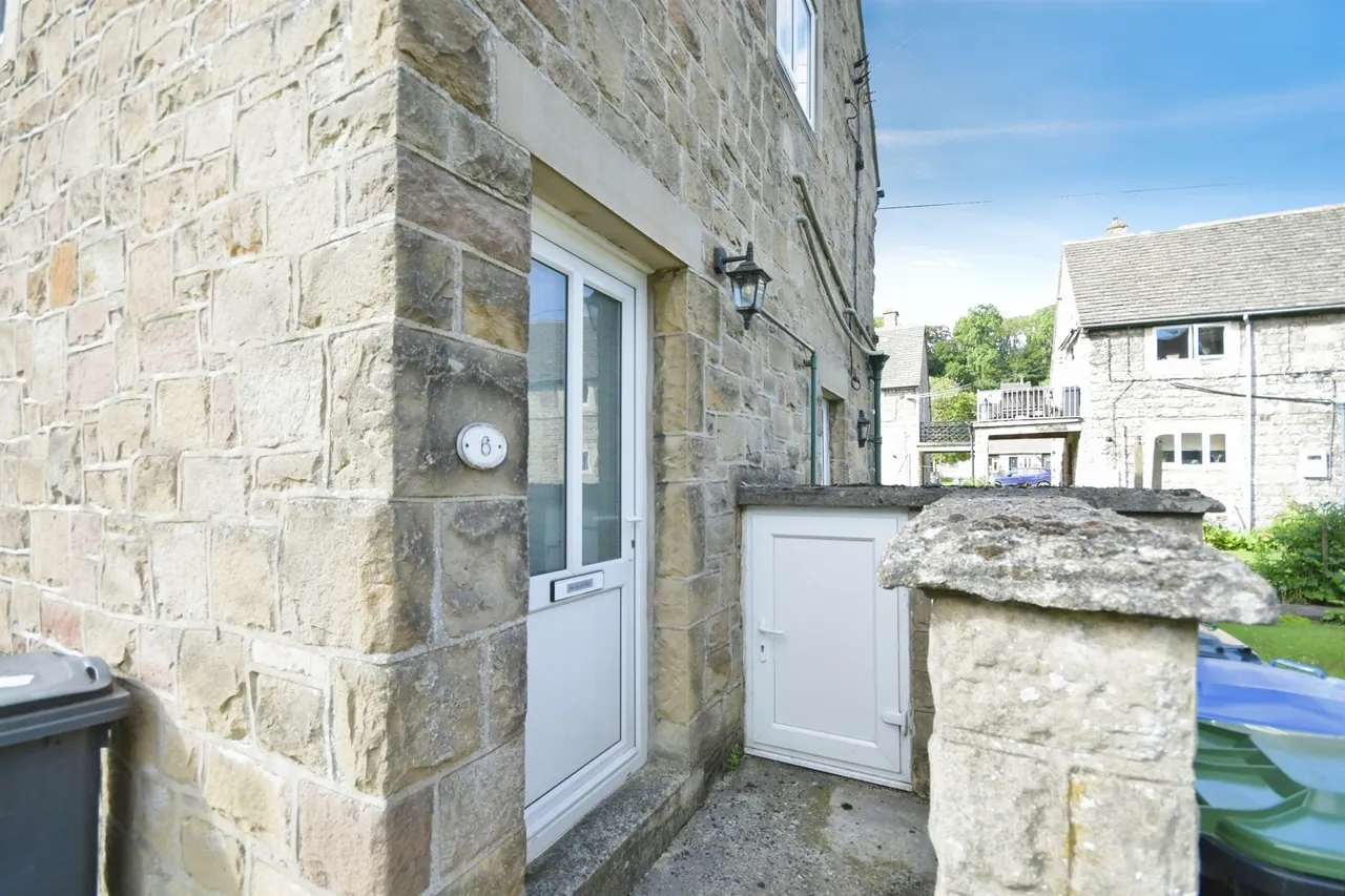 Holywell, Bakewell, DE45, photo 12