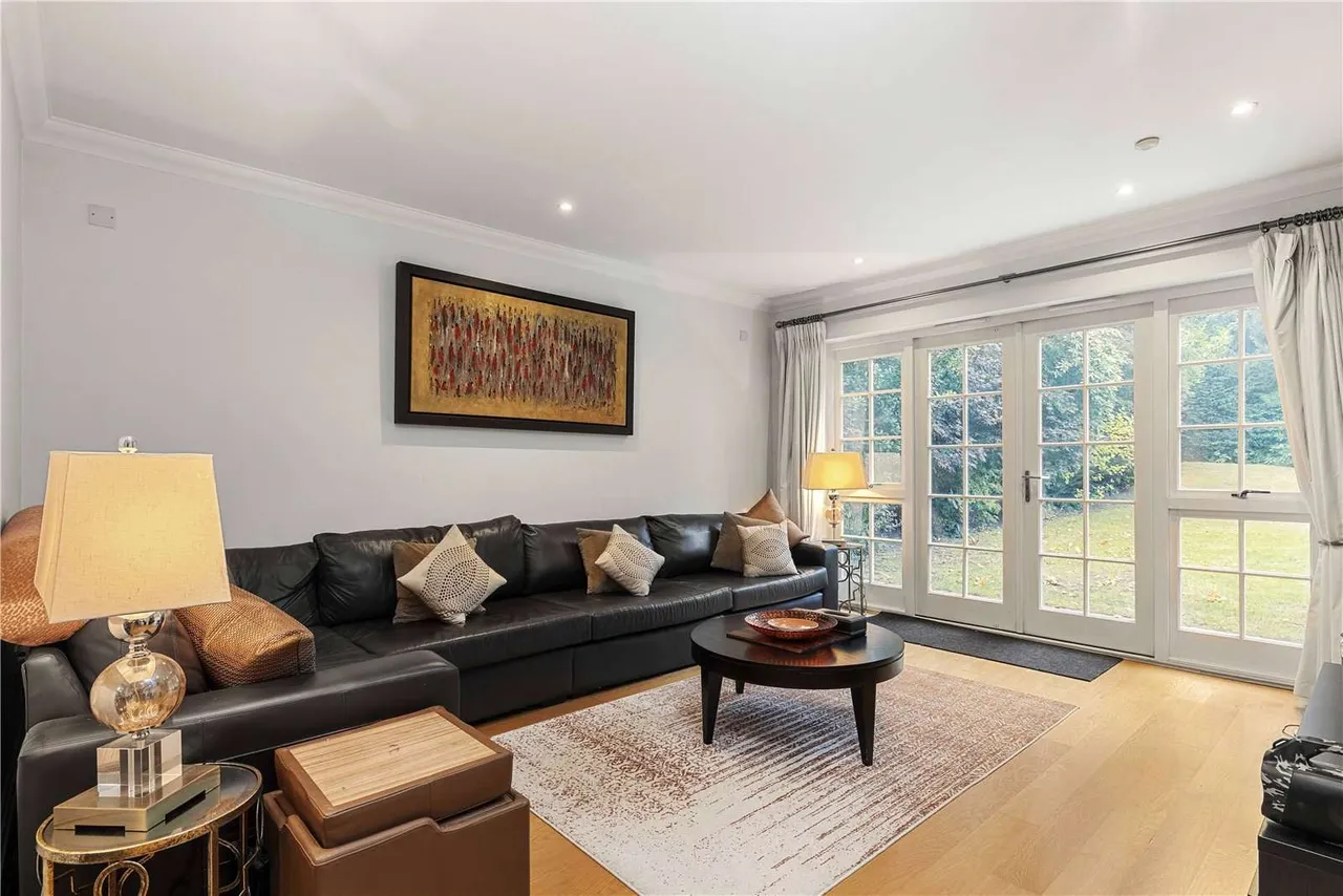 Ashwood Place, Sunningdale, Berkshire, SL5 9ND, photo 6