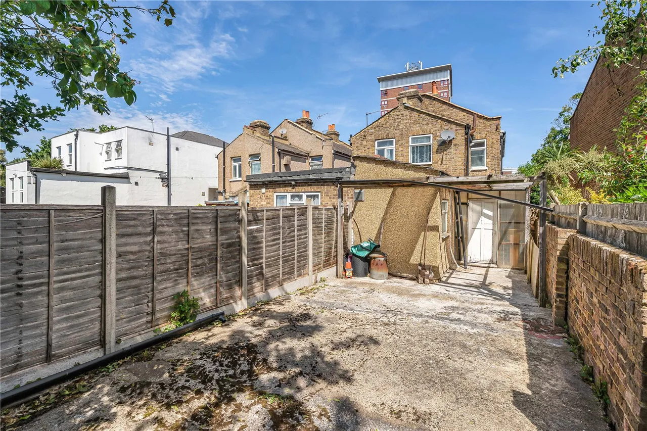 Grove Road, Hounslow, TW3, photo 26