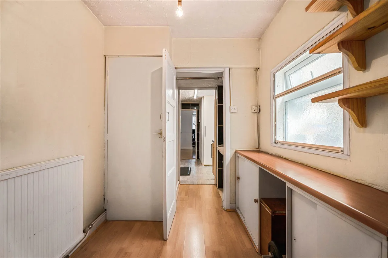 Grove Road, Hounslow, TW3, photo 17