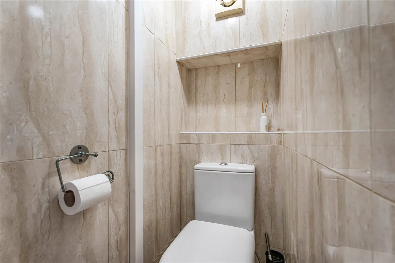 Grove Road, Hounslow, TW3, photo 20