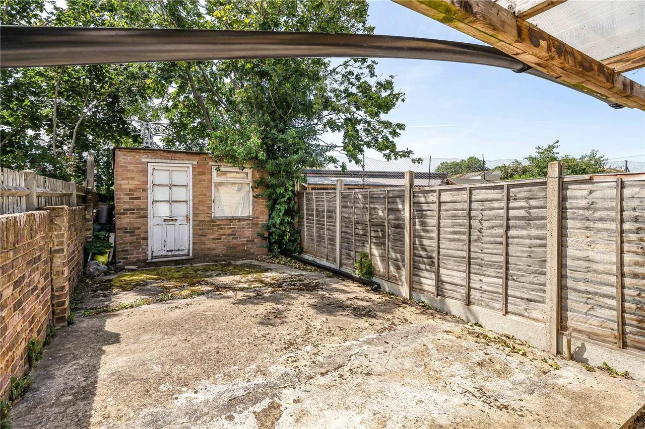 Grove Road, Hounslow, TW3, photo 28