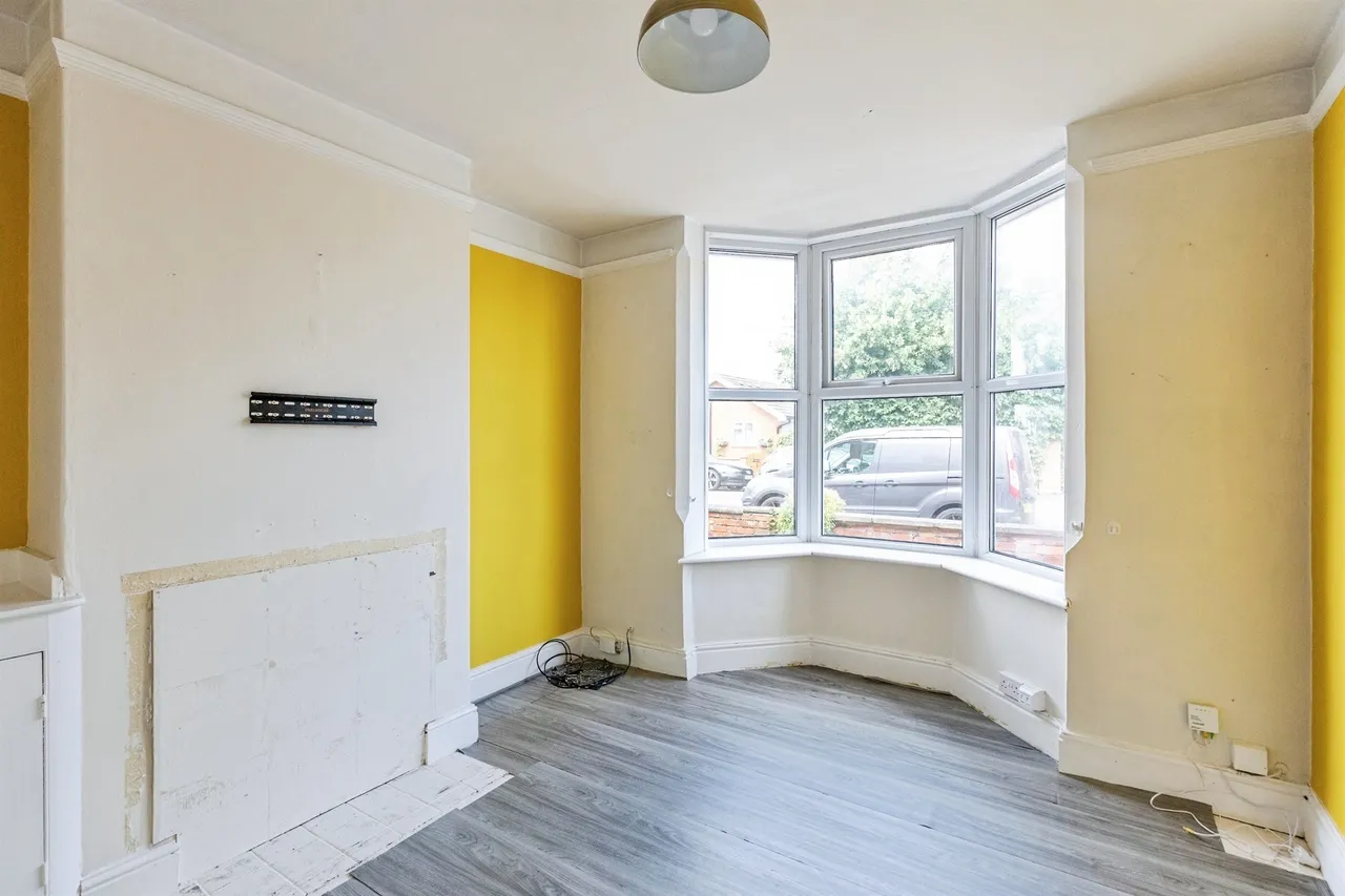 Marshalls Road, Raunds, photo 4