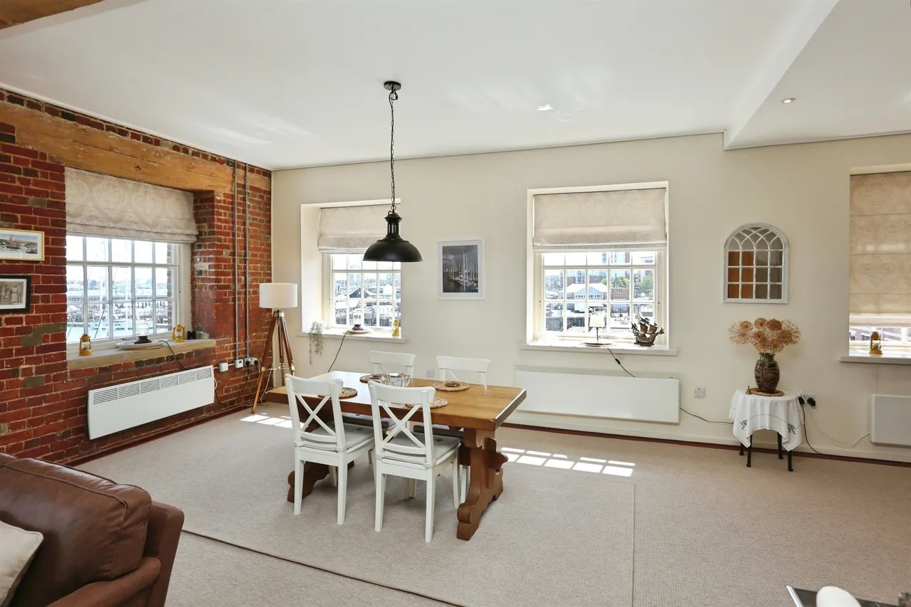 Weevil Lane, Gosport, PO12, photo 7