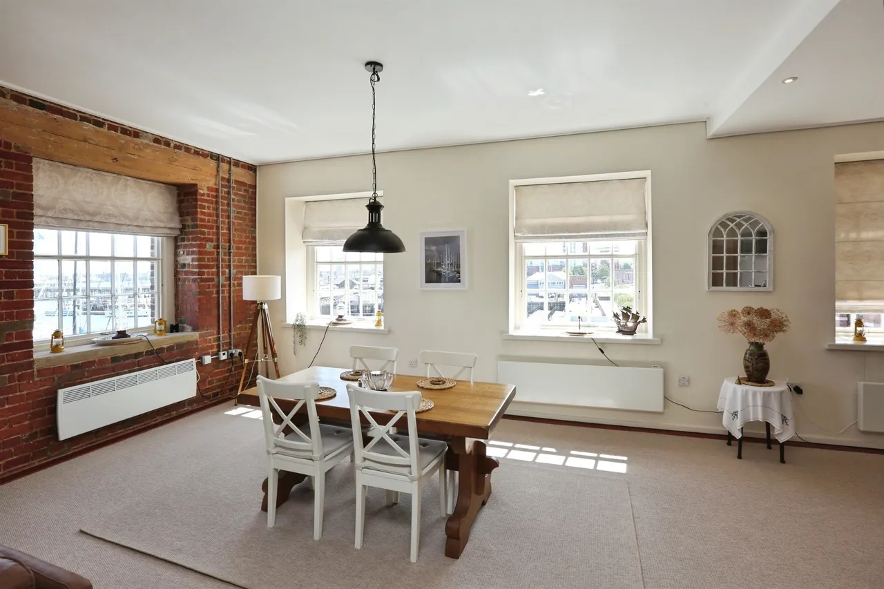 Weevil Lane, Gosport, PO12, photo 12