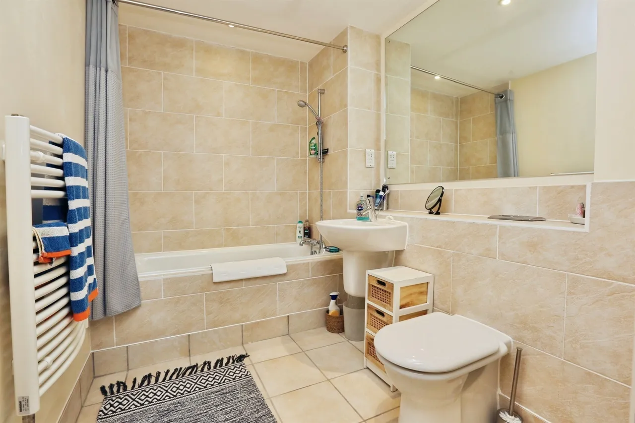 Weevil Lane, Gosport, PO12, photo 15