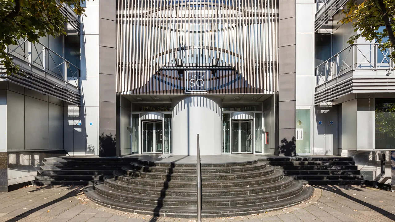 Trinity Square, Hounslow, TW3, photo 9