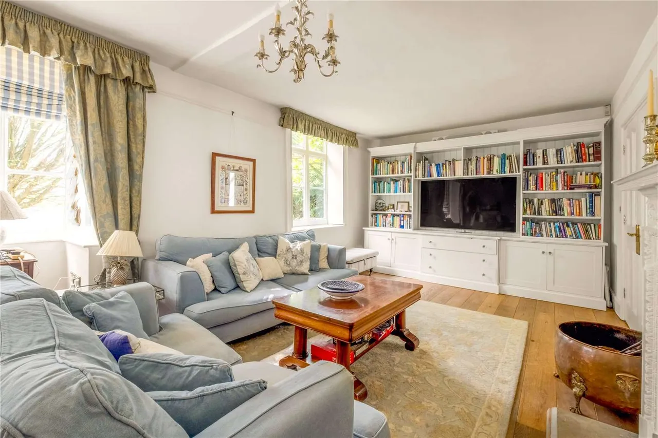 Hildenborough Road, Leigh, Tonbridge, Kent, TN11 8RE, photo 2