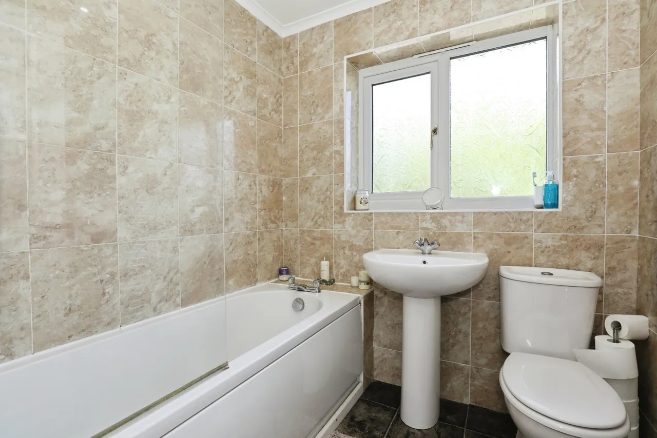 Overdene Road, Winsford, Cheshire, CW7, photo 16