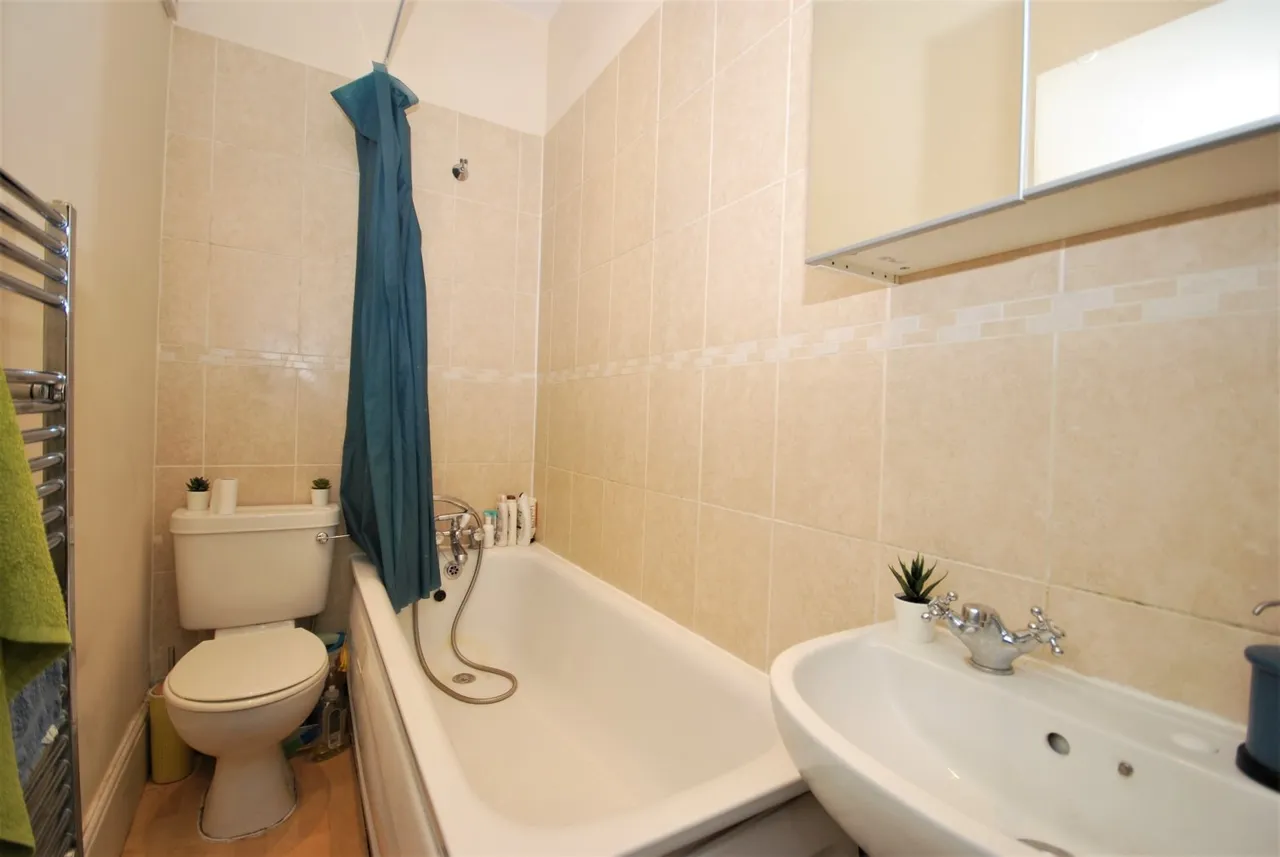 Holmdene Avenue, Herne Hill, SE24, photo 7