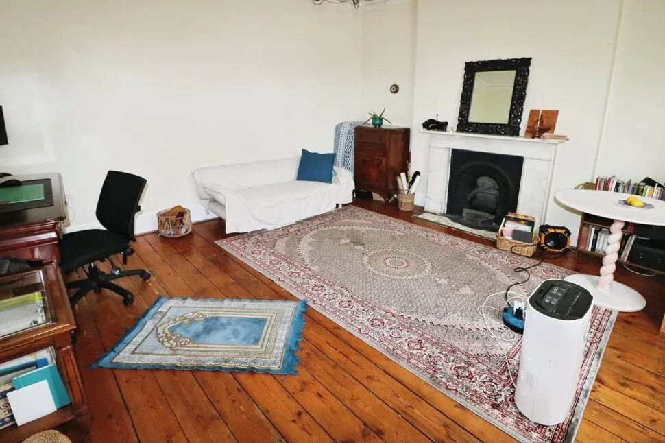Mattock Lane, London, W5, photo 5