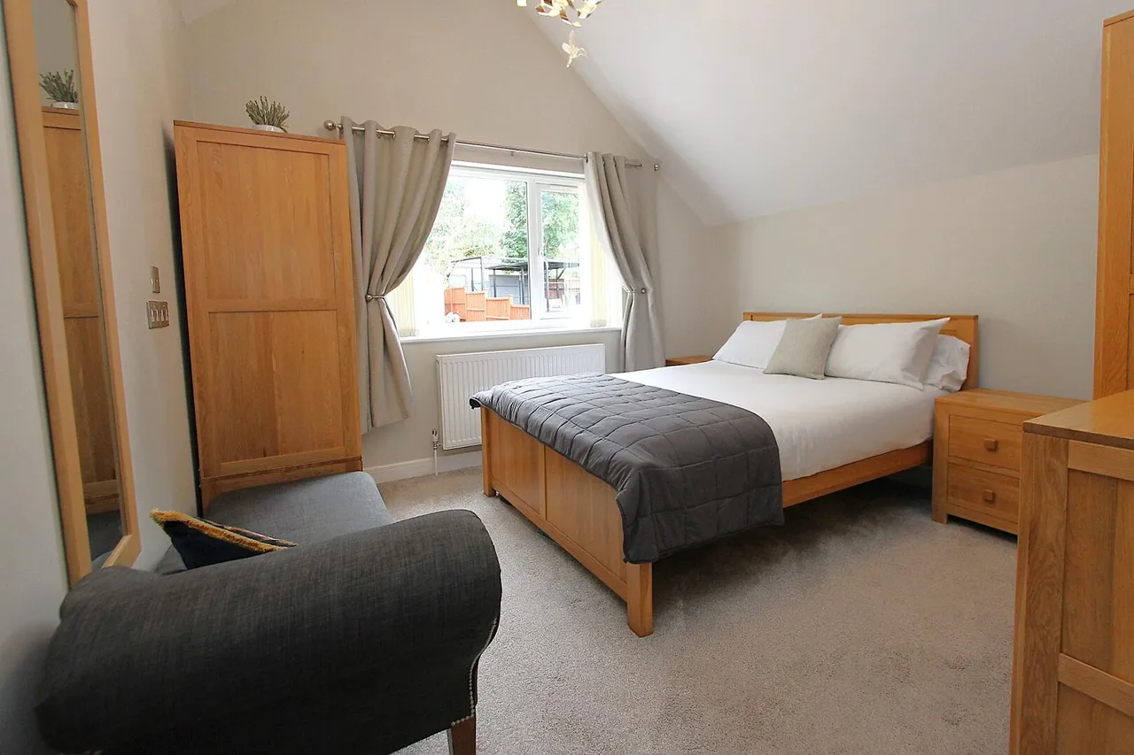 Heightington Place, Stourport-On-Severn, photo 8