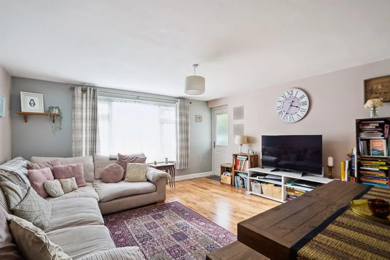 Queensmead Road, Loudwater HP10 9XD, photo 7