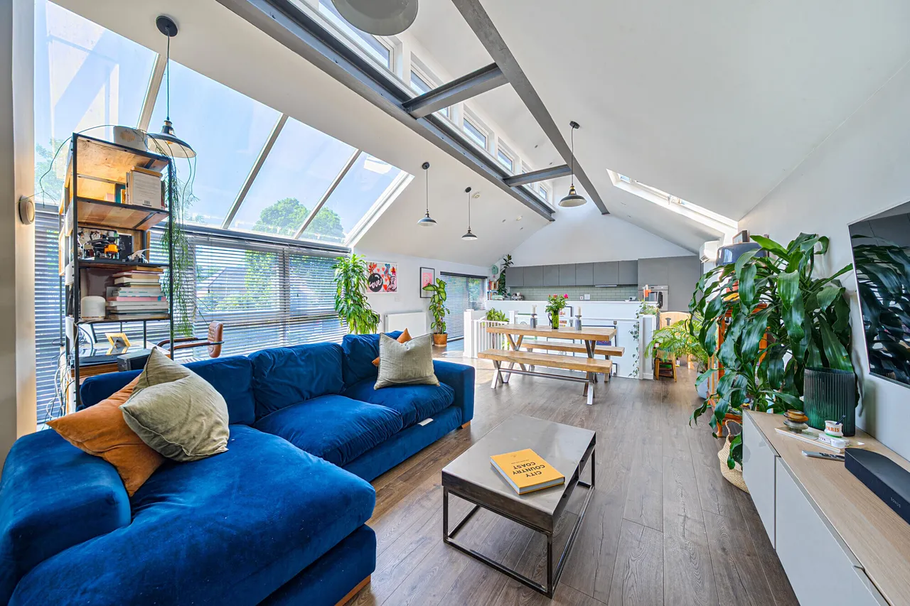 2 bed house for sale — North Road, Hertford, SG14