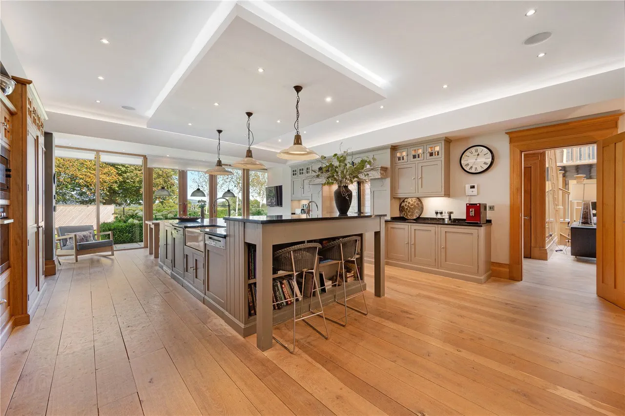 Ribchester Road, Clayton Le Dale, BB1, photo 11