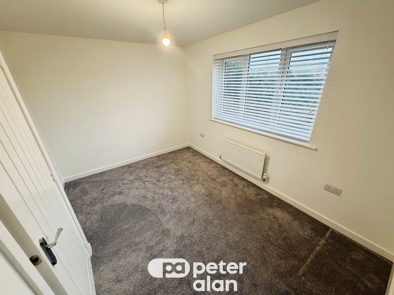 Heol Cae Pownd LLANELLI, SA14, photo 11